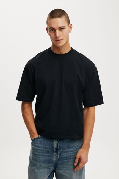 Cropped Fit T-Shirt, BLACK