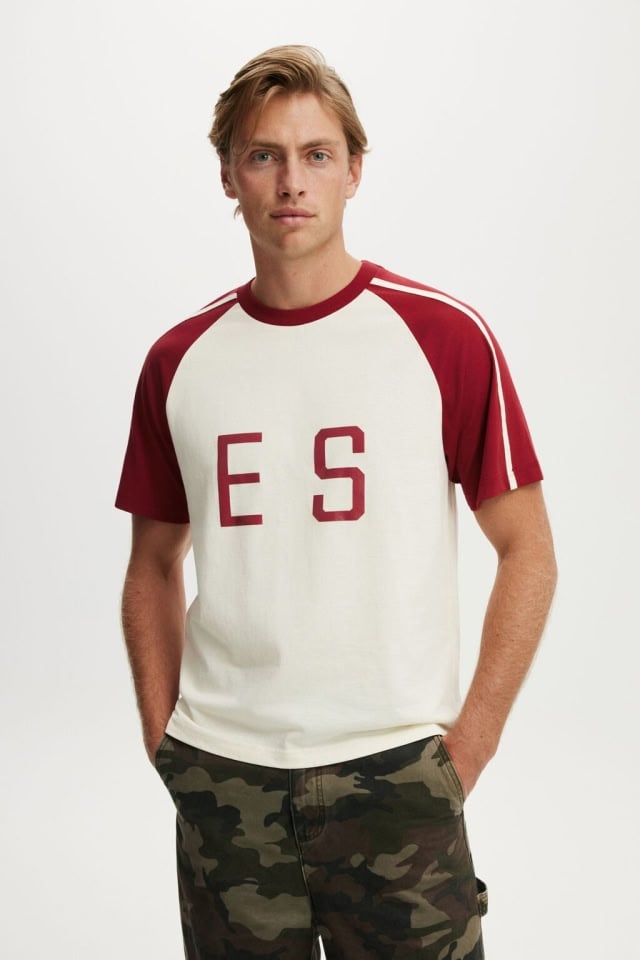 Everyday graphic t-shirt