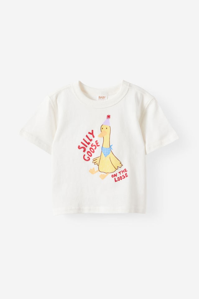 Baby essential graphic tee