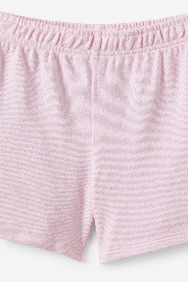 Essential textured short